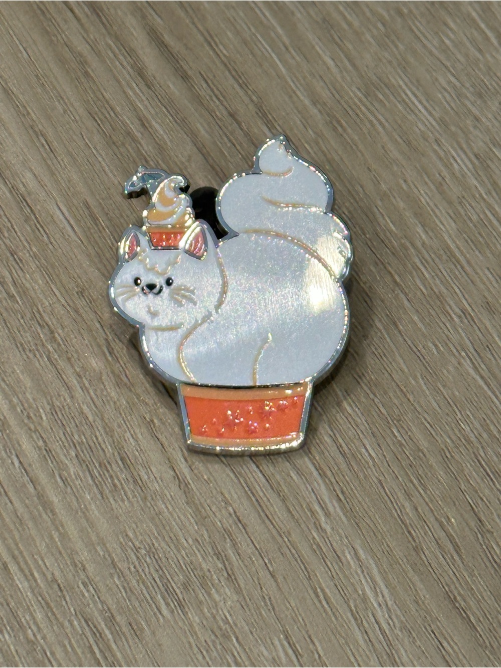 Disney Halloween Costume Cats And Dogs Mystery Pin - Dole Whip Cat - 2026